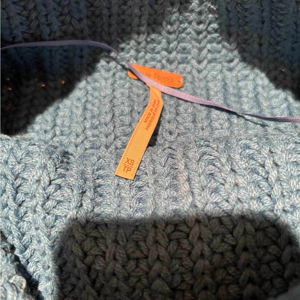 Free People Sweater - Picture 5 of 5
